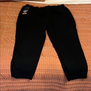 GAP Black Cargo Pants with Relaxed Fit